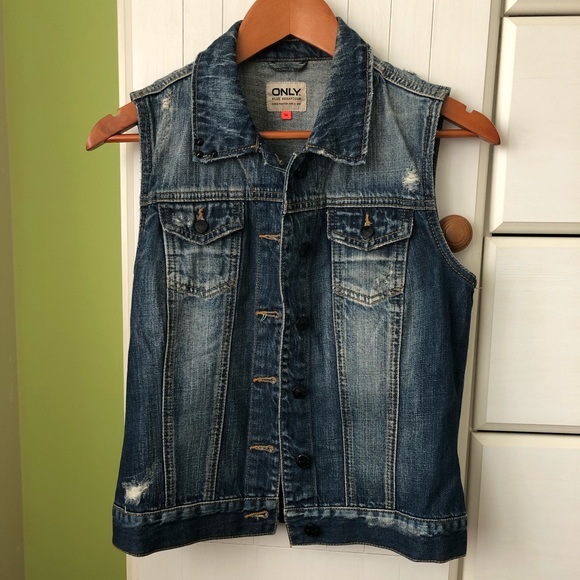 Denim Vest - Picture 1 of 3